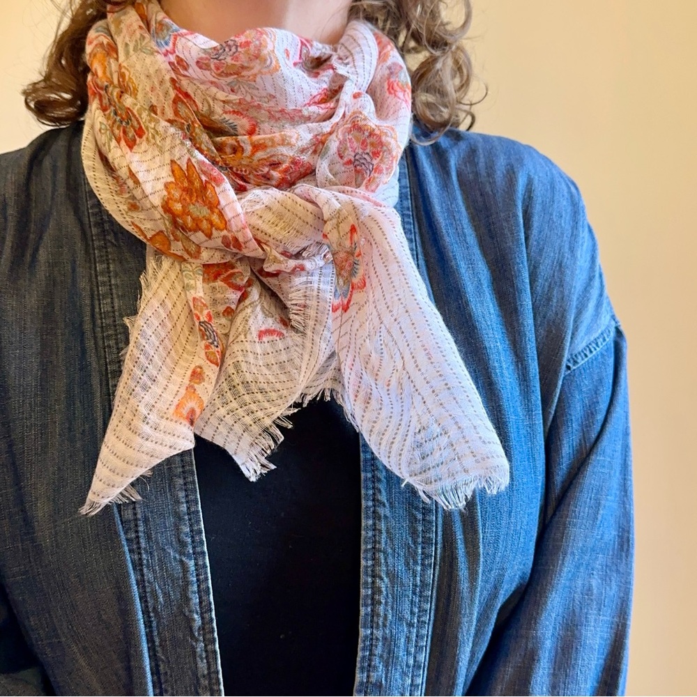 Square Floral Patterned Scarf